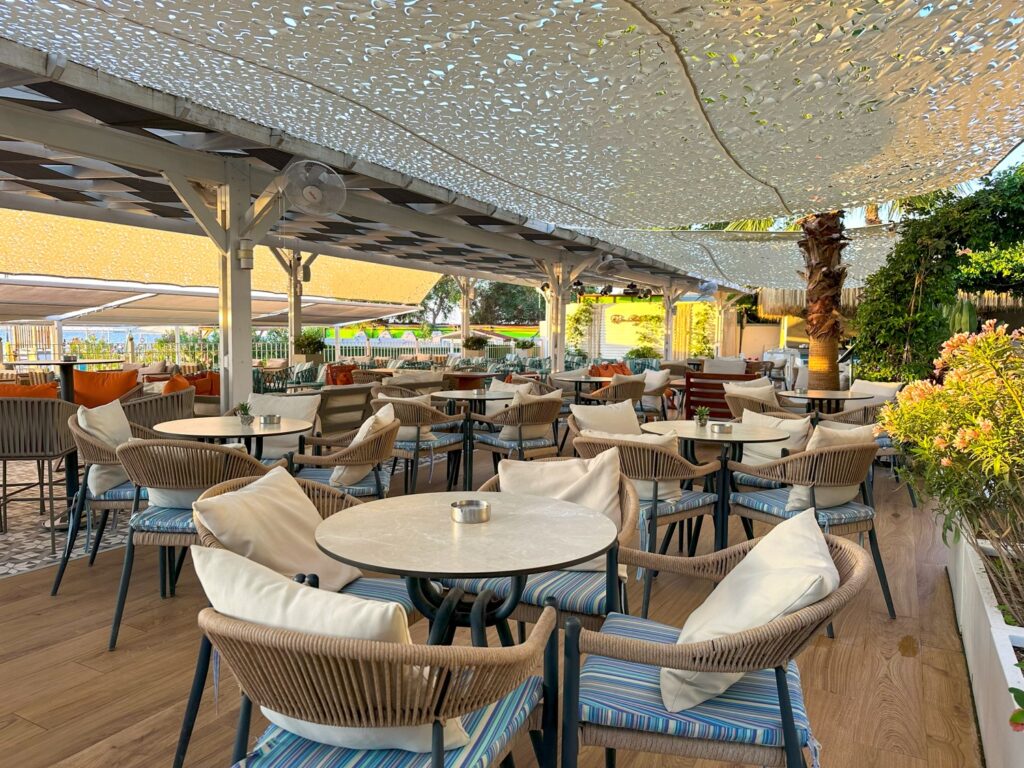 beach Bar (2)